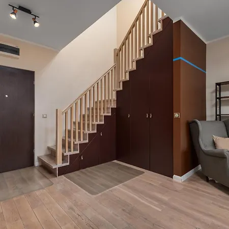 Metro Panorama Two-stories 95m2 Premium Sokolowska 9 - C By Homeprime アパート ワルシャワ